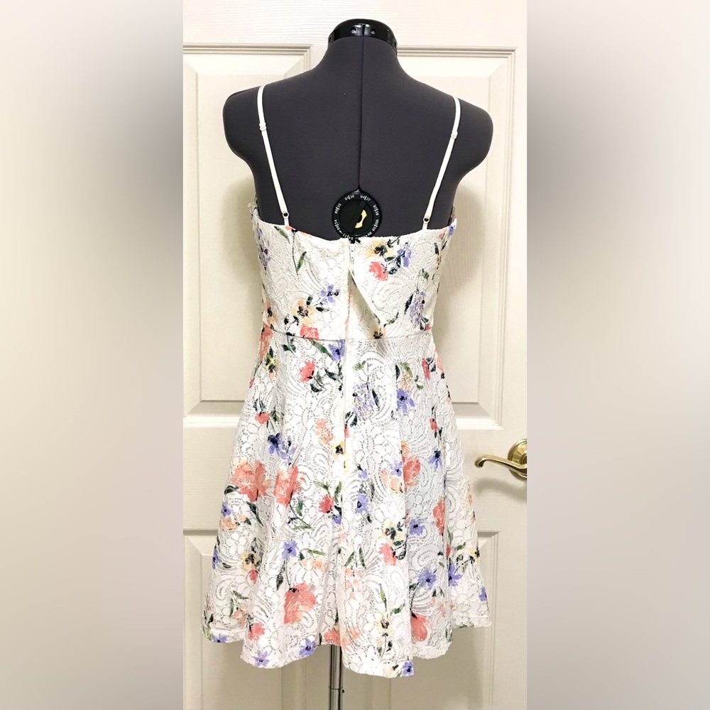 NWT Francesca’s Trixxi Lace Overlay Party Dress - Picture 12 of 16